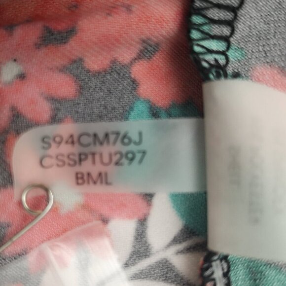 NWT Calvin Klein Ladies Size Medium Red Green Black & White Pattern Tank Top - Picture 9 of 12